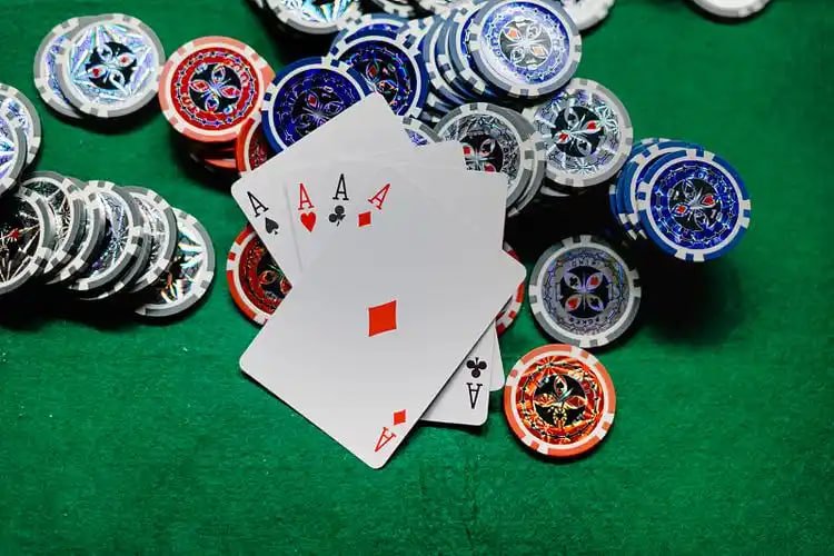 uuh777 koleksi permainan slot dan live casino terlengkap
